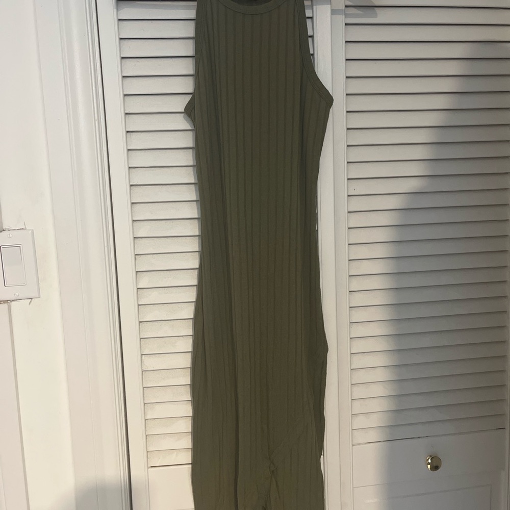 New Look Olive Green Ribbed Maxi Dress